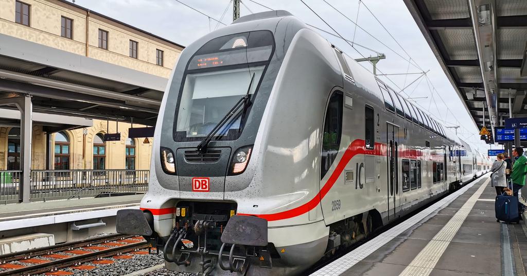 MultimodalT's tweet photo. Mit dem #IC2444 der @DB_Bahn von Magdeburg Hbf nach Braunschweig Hbf

#fernverkehr #googletransit @BombardierRail https://t.co/eh1H0OWKLQ