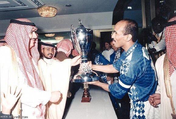 - 1994 (استكمال)

خارجياً:
في هذا الموسم حدثان لأول مرة في تاريخ الكرة السعودية:
-ثلاث أندية سعودية تحقق بطولات خارجية في نفس الموسم.
-الهلال يجمع البطولات الخليجية والعربية والآسيوية كأول نادي سعودي.

الخليجية: الشباب
البطولة العربية: الهلال
كأس أبطال الكؤوس الآسيوية: القادسية 