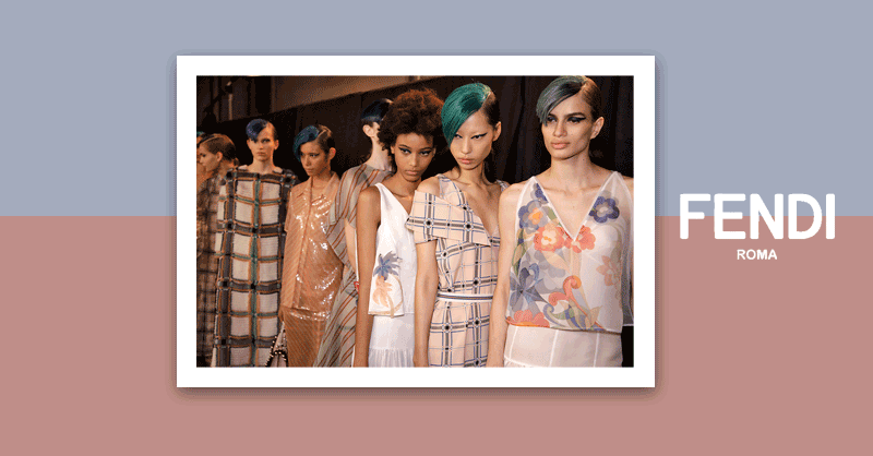 FendiArmy's tweet photo. ⠀
⠀⠀   𝐁𝐚𝐜𝐤𝐬𝐭𝐚𝐠𝐞 ━ Todas las modelos, una hora antes del desfile, ya se encontraban tras bastidor cada una frente de sus tocadores para que los estilistas empezarán a hacer su trabajo en esta colección. Los encargados fueron 𝖱𝖾𝖽𝗄𝖾𝗇 y 𝖤𝗌𝗍𝖾́𝖾 𝖫𝖺𝗎𝖽𝖾𝗋. https://t.co/BDIkf0q5DF