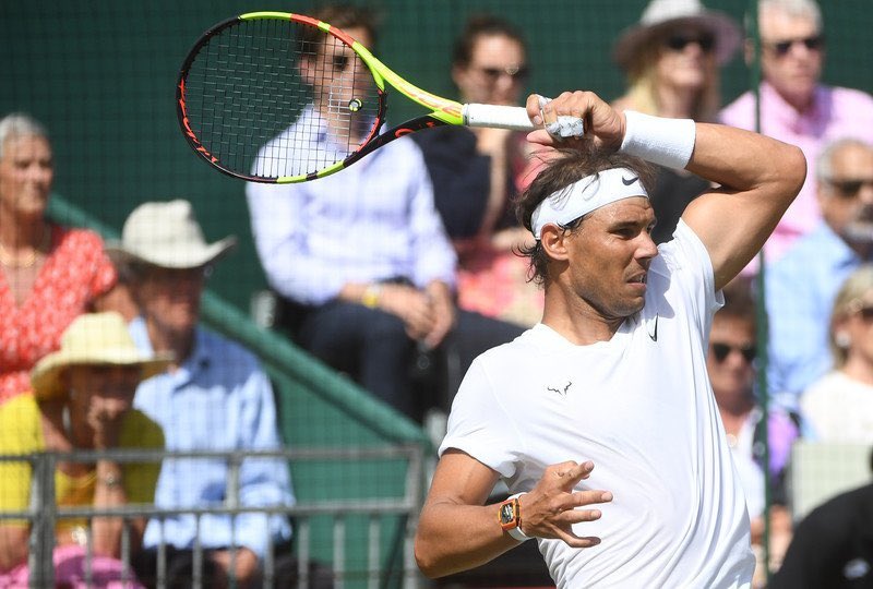 Rafa’s preparation for Wimbledon continues with the Hurlingham Club exhibition tournament against Cilić and Pouille. He loses both matches but his form is pretty good and he looks confident.