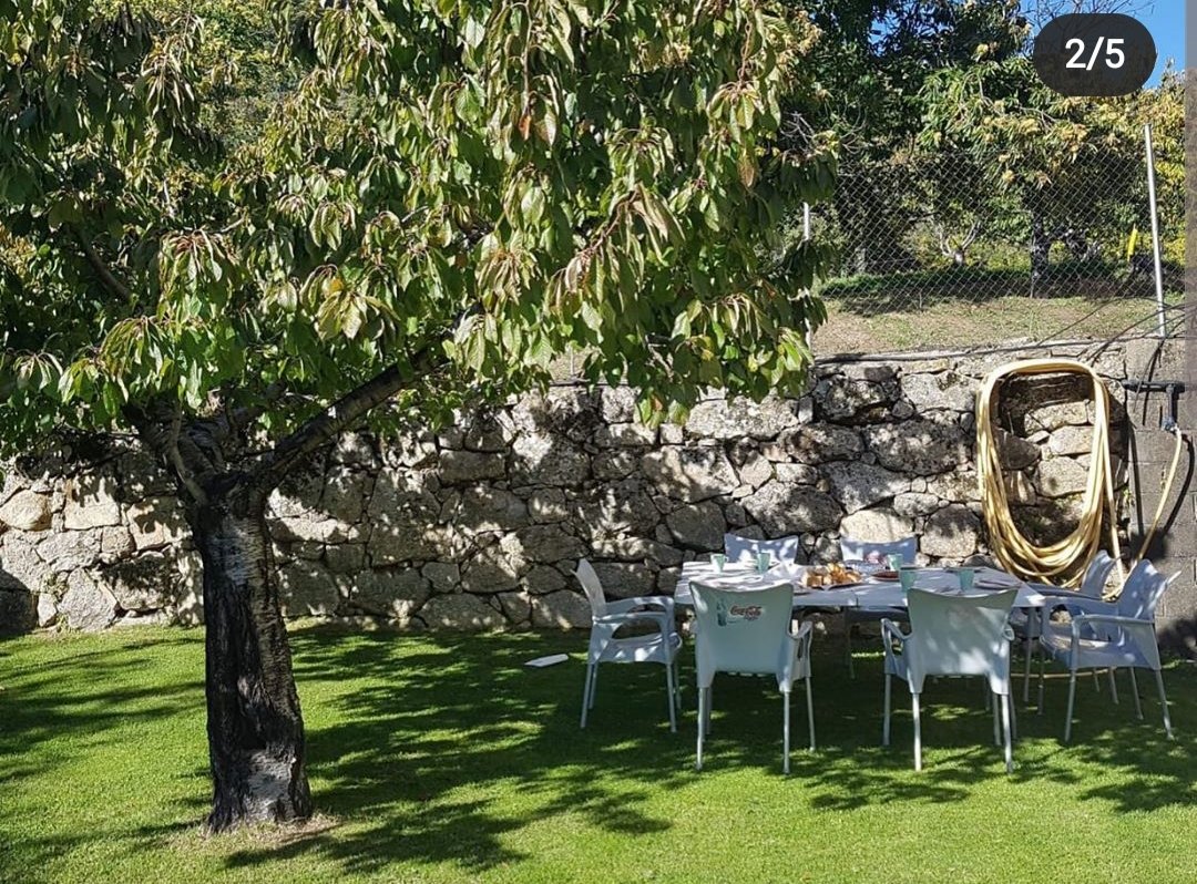 Izaskun_alonso's tweet photo. Si estáis pensado en las vacaciones de verano os dejo mi recomendación de este año: Casa Rural @El_Pinarejo en plena Sierra de Gredos (piscina, bbq, tenis...) ¡Plan perfecto!

Contacto 👇 https://t.co/almEKVQCkA