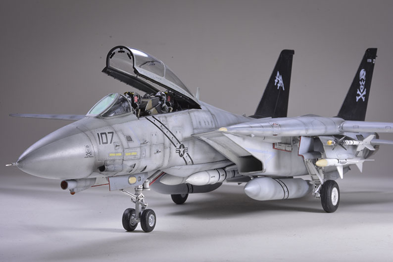 FineBuiltModels's tweet photo. New project! Grumman F-14B Tomcat VF-103 "Jolly Rogers" 1/48 Hobby Boss #tomcat #f14tomcat #aviationart #scalemodel #plasticmodel #aviation #aircraft #jetfighter #usnavy #usarmy #usmarines #historical #handcrafted https://t.co/yyh8yXr93z
