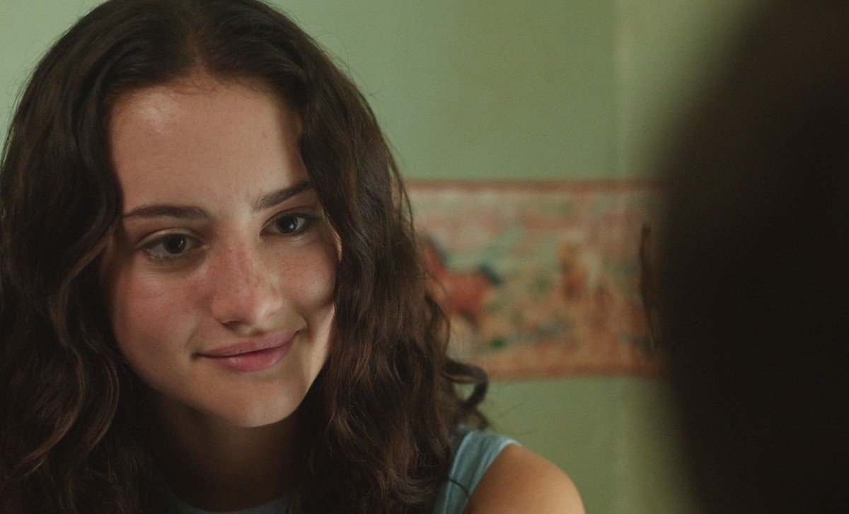 Kenya grace strangers. Kenya grace певица. грейс strangers. Kenya grace strangers. грейс strangers.