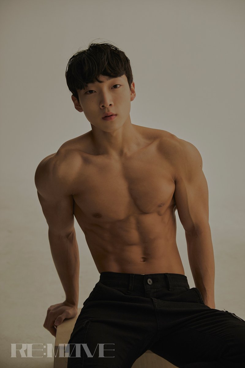 studioremove's tweet photo. 스튜디오 리무브 S1
.
.
#바디프로필 #fitness #휘트니스 #프로필사진 #몸매 #트레이너 #복근 #운동셀카 #운동 #몸짱 #헬스 #피트니스 #피트니스스타 #나바 #나바코리아 #바디화보 #바프촬영 #화보촬영 #잡지사진 #잡지화보 #화보모델 #모델 #촬영 #스포츠모델 #피트니스모델 #리무브 #스튜디오리무브 https://t.co/Md36hJfisv