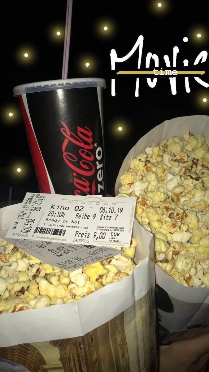 youbreathin's tweet photo. saudades de ver um filminho no cinema né minha filha? https://t.co/HkZ0VNdkPy