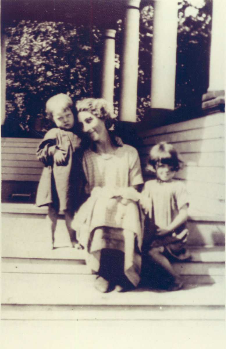 Mary Anne’s daughter, Catherine Brophy is mother #3 in this  #motherline born in 1884, my grandmother’s mother. Here with two daughters, my great aunts, Jean Moir (later Bauer) and Ada Moir (later Fitzgerald). Aunt Jean was always so kind to us. I never knew Ada.  #matriline 4/
