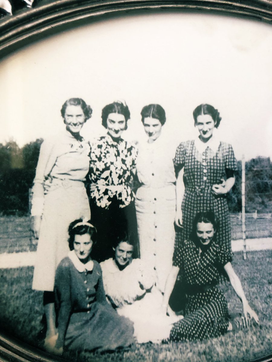 That brings me to one last photo of the  #Moir  #sisters on this  #mothersday2020 and the inspiration for my  #matriline project. If you made it this far, thanks for reading, go hug a mamma or a woman who you love and who loves you!   #motherline 14/