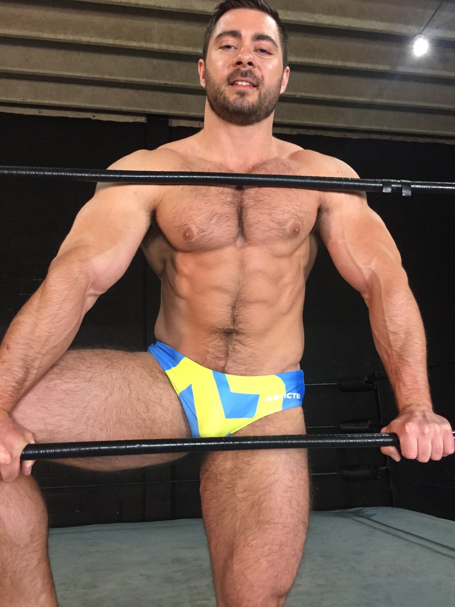 MuscleboyWrestl's tweet photo. MUSCLE BOY SALE ENDS MONDAY! 
Catalog 9 &amp; 10 are 35% off! 
GO TO : https://t.co/Zvqb0M760d
#derekbolt #tayloreign #ethanslade #gabrielcross #blakehunter #daxxcarter #seanmaygers

With: @derekboltxxx @EthanSladeXXX
@gabrielcrossxxx @taylorreignxxx @EthanAxelAndrew https://t.co/QUWUFCB4BO