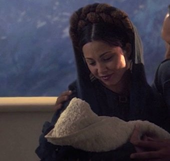 happy mother's day to beru whitesun lars and breha organa, luke and leia's respective adoptive mothers. they raised the kind hearted rebels we see in the ot.