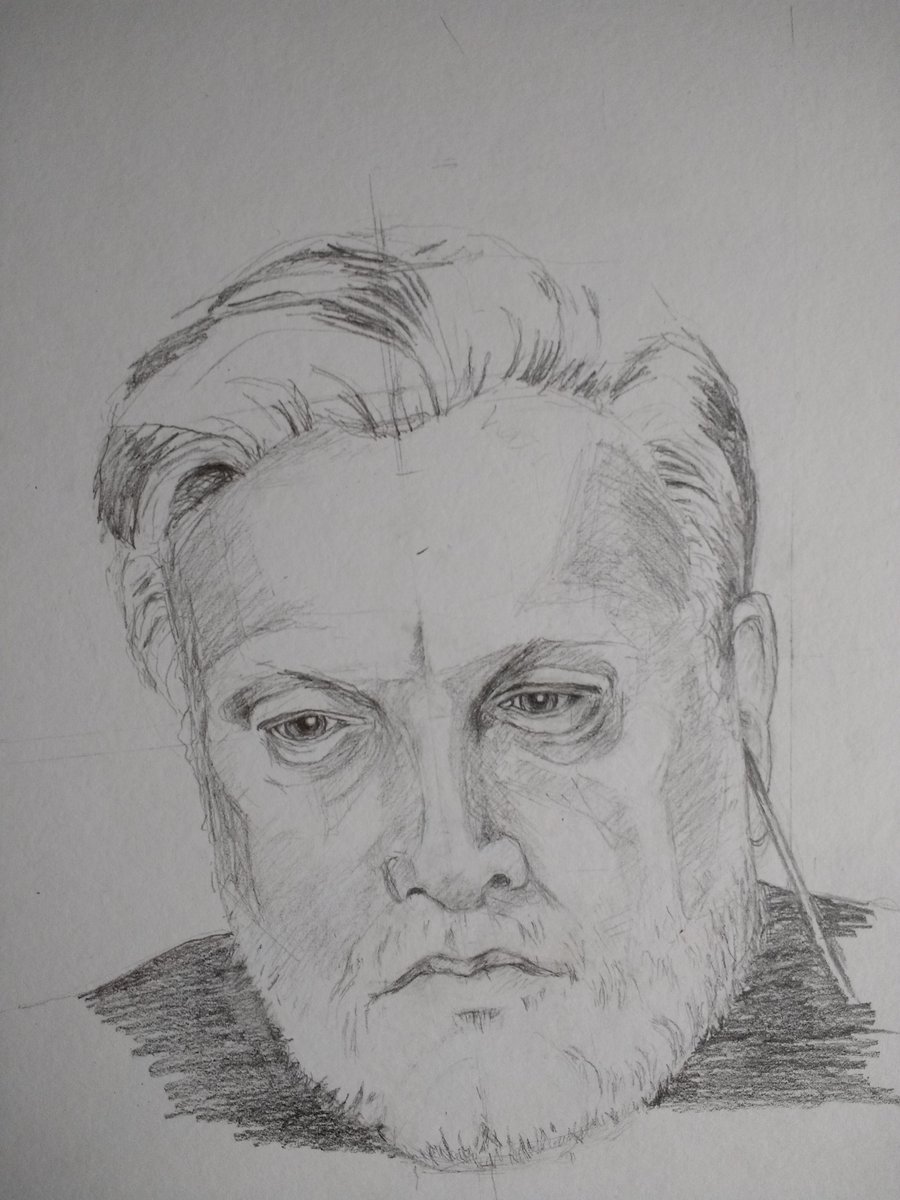 55PJS's tweet photo. #PAOTW Sitter for week 3 of @SkyArts Portrait Artist of the Week. Photographer @rankinphoto A great sitter and a great face #myPAOTW https://t.co/bjmaCTmVKb