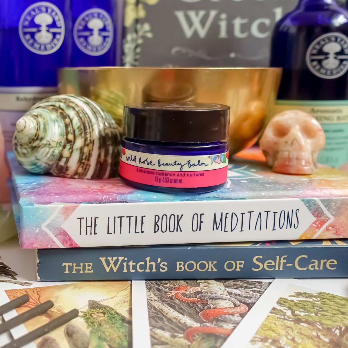 GemcaveS's tweet photo. #meditation #beautybalm #wildrose #nealsyard https://t.co/ezVzxFntG0