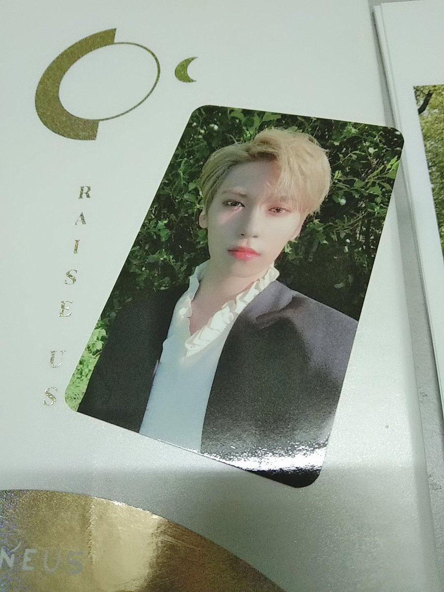wonniets's tweet photo. ITS SO FREAKING BEAUTIFUL IK CRYING 😭❤ @official_ONEUS #ONEUS #KEONHEE #LEEDO #RAISEUS https://t.co/gsSOw7GRVs