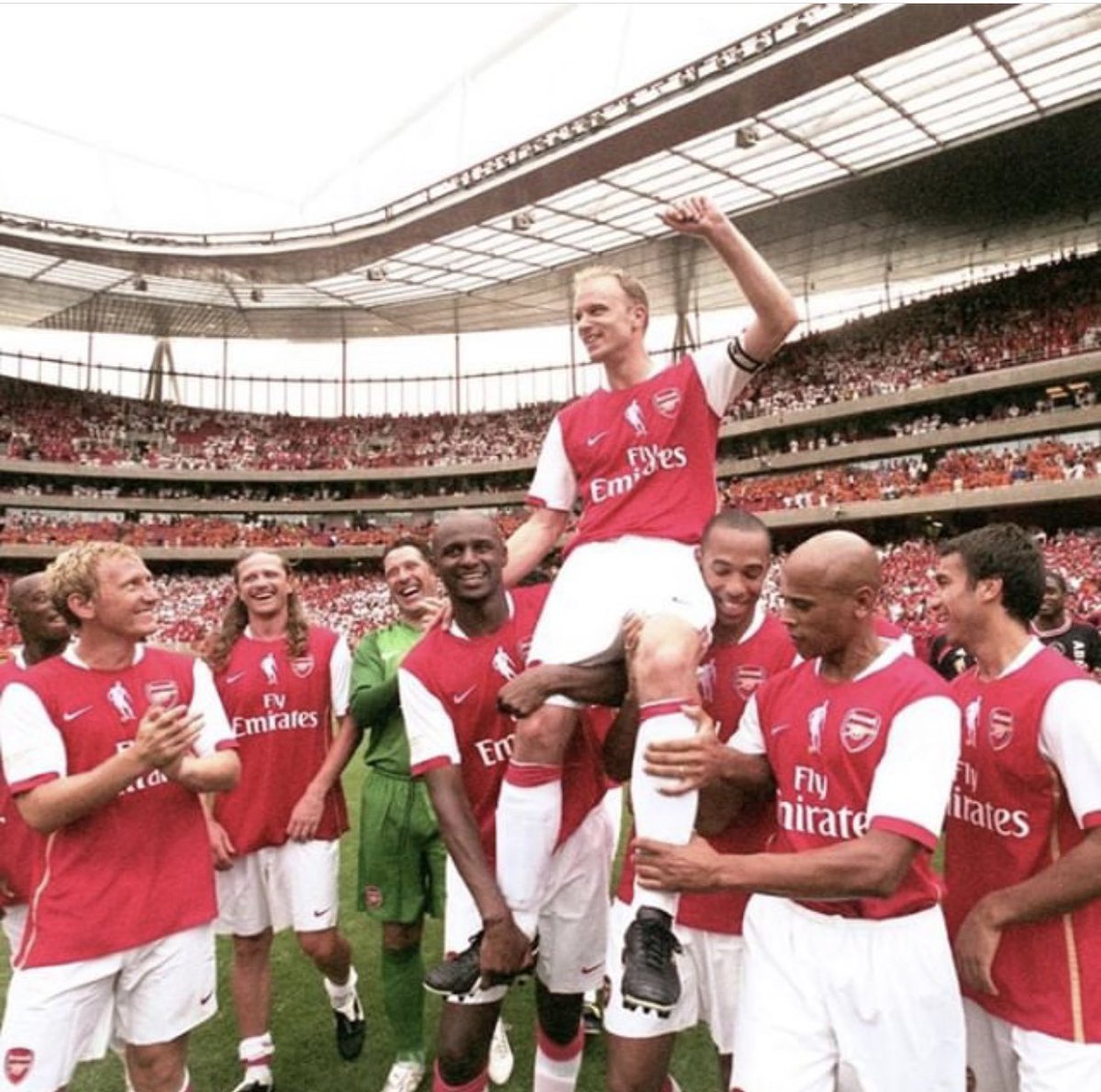 piersmorgan's tweet photo. Happy Birthday Dennis Bergkamp, the King who stood on the shoulders of Invincible giants. #afc https://t.co/NMbIWqYdQ0