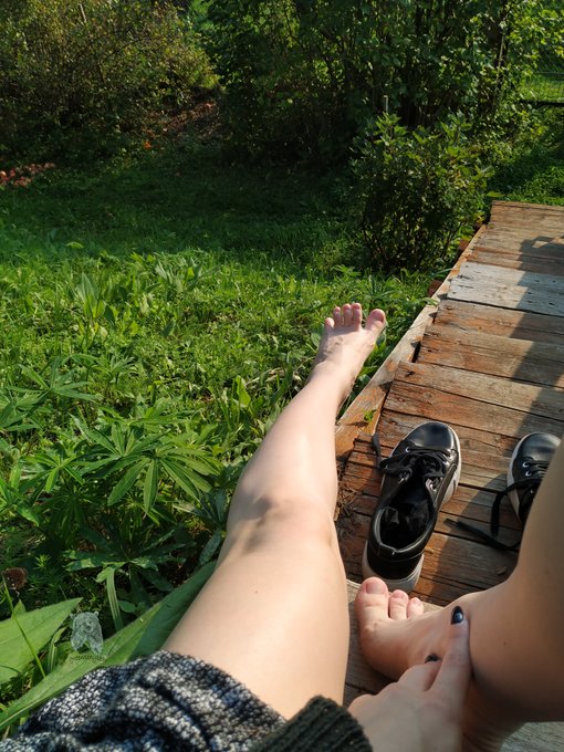 #footfetish #toes #feet #soles #solesoffeet #barefeet #socks https://t.co/EsPC775j5i<a href="/tag/footfetish"class="tags">#footfetish</a><a href="/tag/toes"class="tags">#toes</a><a href="/tag/feet"class="tags">#feet</a><a href="/tag/soles"class="tags">#soles</a><a href="/tag/solesoffeet"class="tags">#solesoffeet</a><a href="/tag/barefeet"class="tags">#barefeet</a><a href="/tag/socks"class="tags"><span>#socks</span></a>
