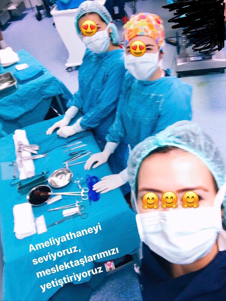 Cerrahi Ameliyathane Teknikerleri , vakanın başından sonuna kadar steril bir şekilde her türlü zorlu vakanın ustesinden gelecek profesyonellikte cerrahlar tarafından yetistirilir <a href="/drfahrettinkoca/">Dr. Fahrettin Koca</a> <a href="/saglikbakanligi/">T.C. Sağlık Bakanlığı</a>

#CerrahiTekGörevTanımı