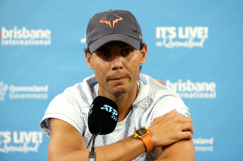 January starts with Rafa flying to Brisbane. He begins to train but understands immediately he won’t be able to play due to an injury to his left right. He withdrew without even playing his first match.
