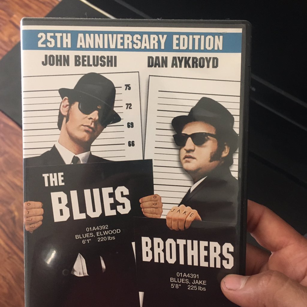 MrLuisMaya's tweet photo. @BaldBryan Movie Posters with the Actor’s name above the wrong character: now on DVD!....😓 https://t.co/3HCShqdIOy