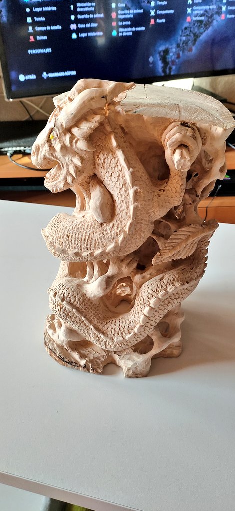 8Streets's tweet photo. Apreciación del arte que tiene mi padre... Tiene que terminarlo pero es increíble... https://t.co/HfYdzIgC6C