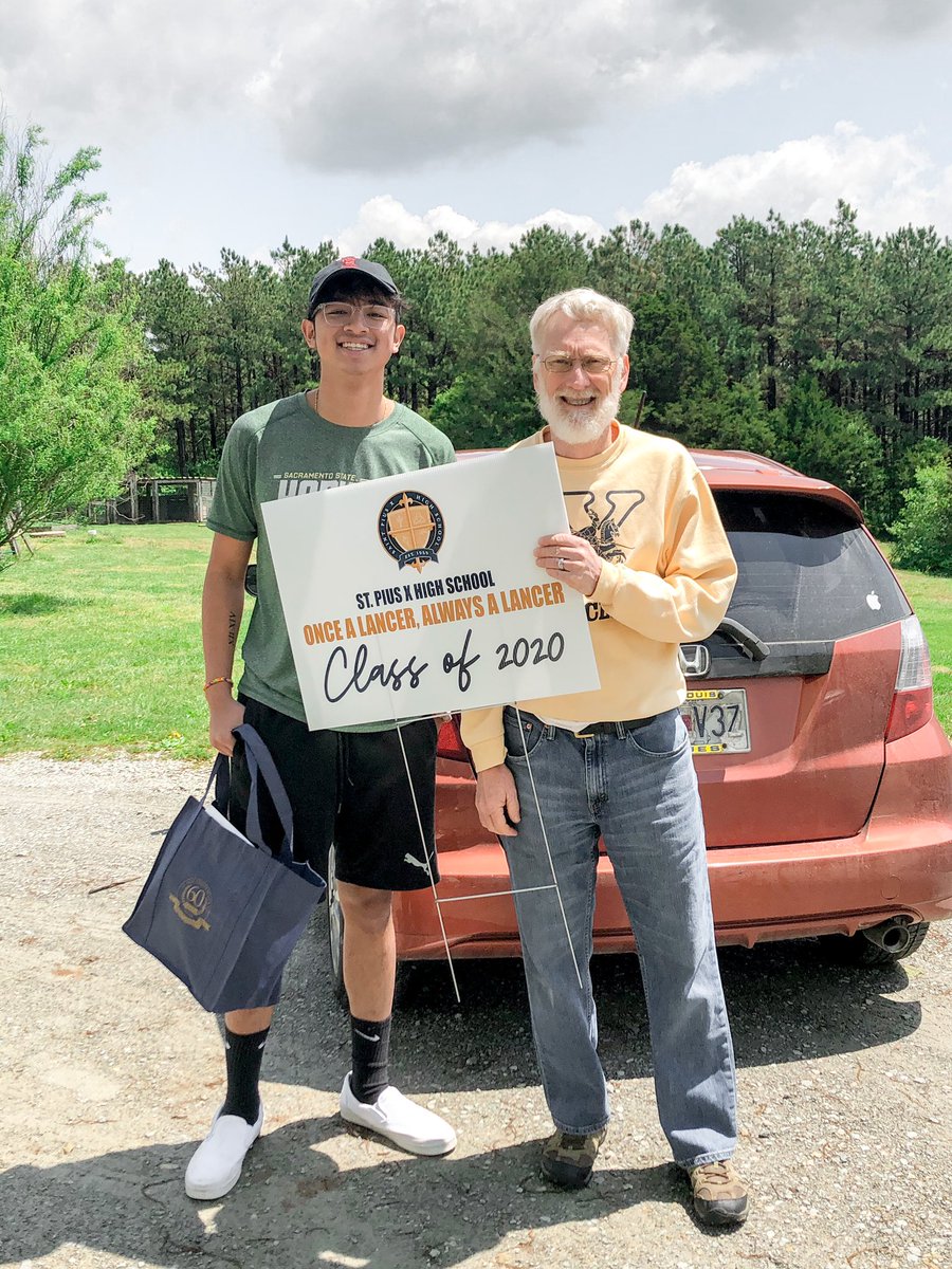 stpxlancers's tweet photo. The St. Pius X seniors celebrated their Senior Farewell a little differently this year. On Friday, they were greeted with yard signs and graduation bags handed to them by the StPX faculty and staff. Visit our Facebook page to see more photos. https://t.co/IM44qrdtUW
