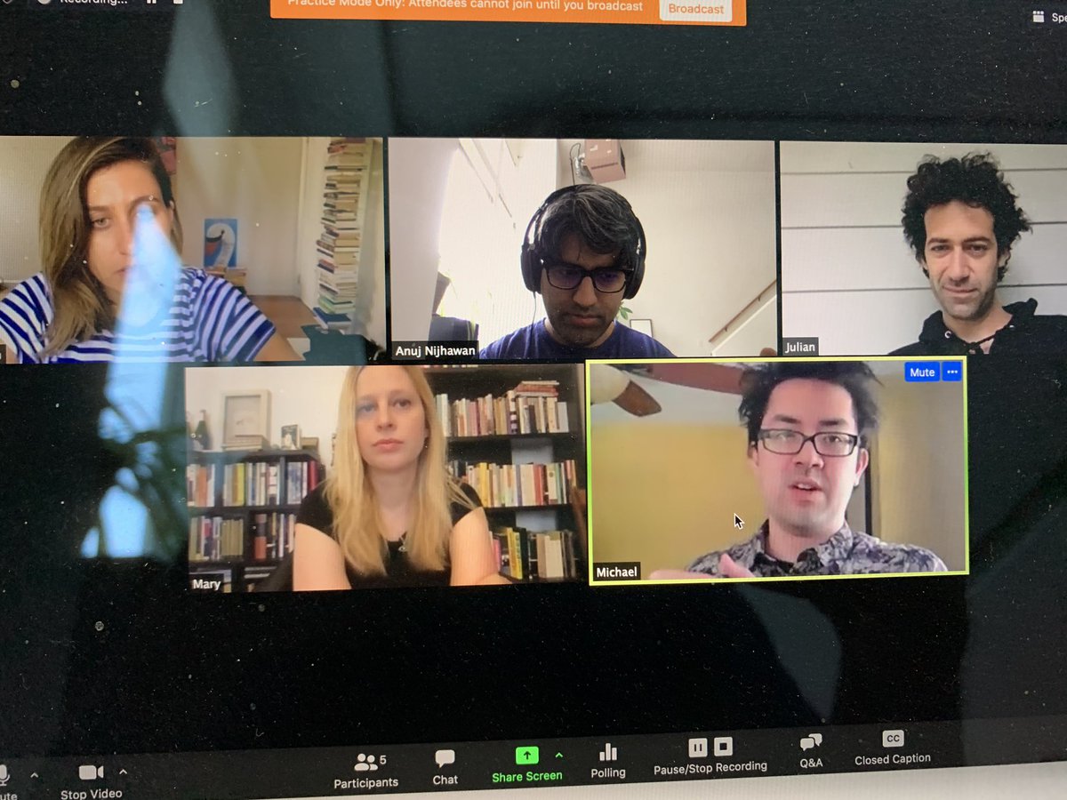 shufflenetwork's tweet photo. Starting now: What is it like to publish during the pandemic? at #WeekendOfWords with @marysouth @mjseidlinger @SomersErin @JulianTepper
https://t.co/n83SGUDdvl https://t.co/hwFQ0n4239