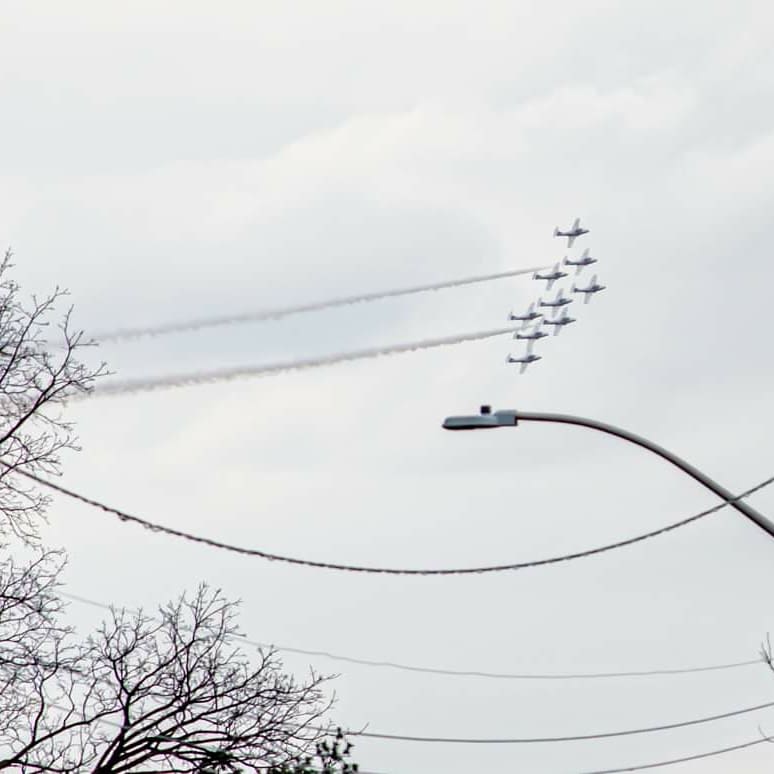 LesPalango's tweet photo. Thanks @CFSnowbirds for the visit. #HamOnt https://t.co/XijSCTDdwv