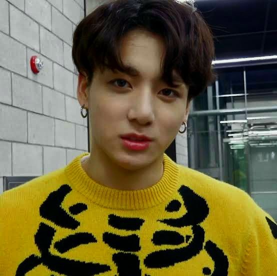 jungkook as different types of bottles ; a thread!!