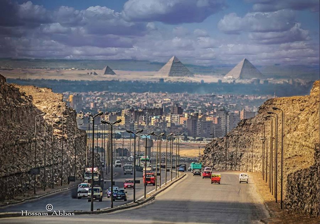 Egypt is a multi-layer of living histories buzzing with changing power, people, and places. Too complex to be captured in a still brushed image of "iconic monument"...