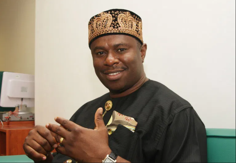 mazinice's tweet photo. Wike has blossomed into full blown dictator ----Dakuku Peterside
https://t.co/YE9KqtsDGR
#news #Nigeria #Rivers state #Gov Wike #Peterside https://t.co/Lhq8igp1Wp