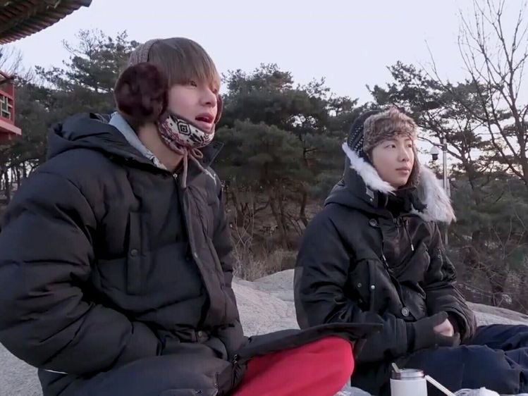 A thread of Taejoon being the softest and most chill duo: