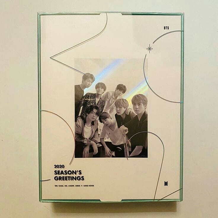 __kpopcorn_'s tweet photo. Season greetings Sharing GO:
Out Box + cd : 400/- ✔️✔️
RM - 150 ❌✔️
Jin - 150 ✔️✔️
Suga - 150 ❌✔️
Jhope - 150 ❌✔️ 
Jimin - 150 ❌✔️ 
Mini poster:
V - 250 ❌️✔️ 
Jimin - 250 ❌️✔️ 
Jhope - 250 ❌✔️
Suga - 250 ❌✔️️
Jin - 250 ❌✔️ 
RM - 250 ✔️✔️
Taegi - 250 ✔️✔️ https://t.co/snZuKEV3Ey