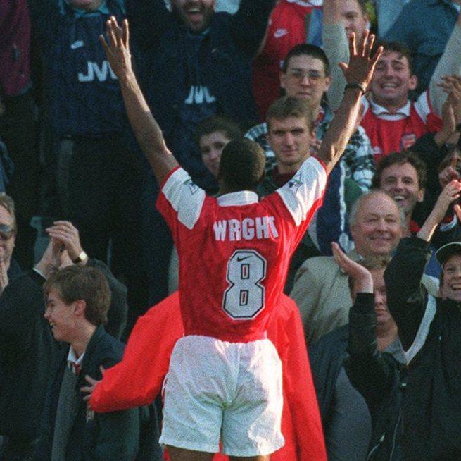 premierleague's tweet photo. The best no 8️⃣ to play in the #PL is ___________ https://t.co/Q7YXmpVLn6