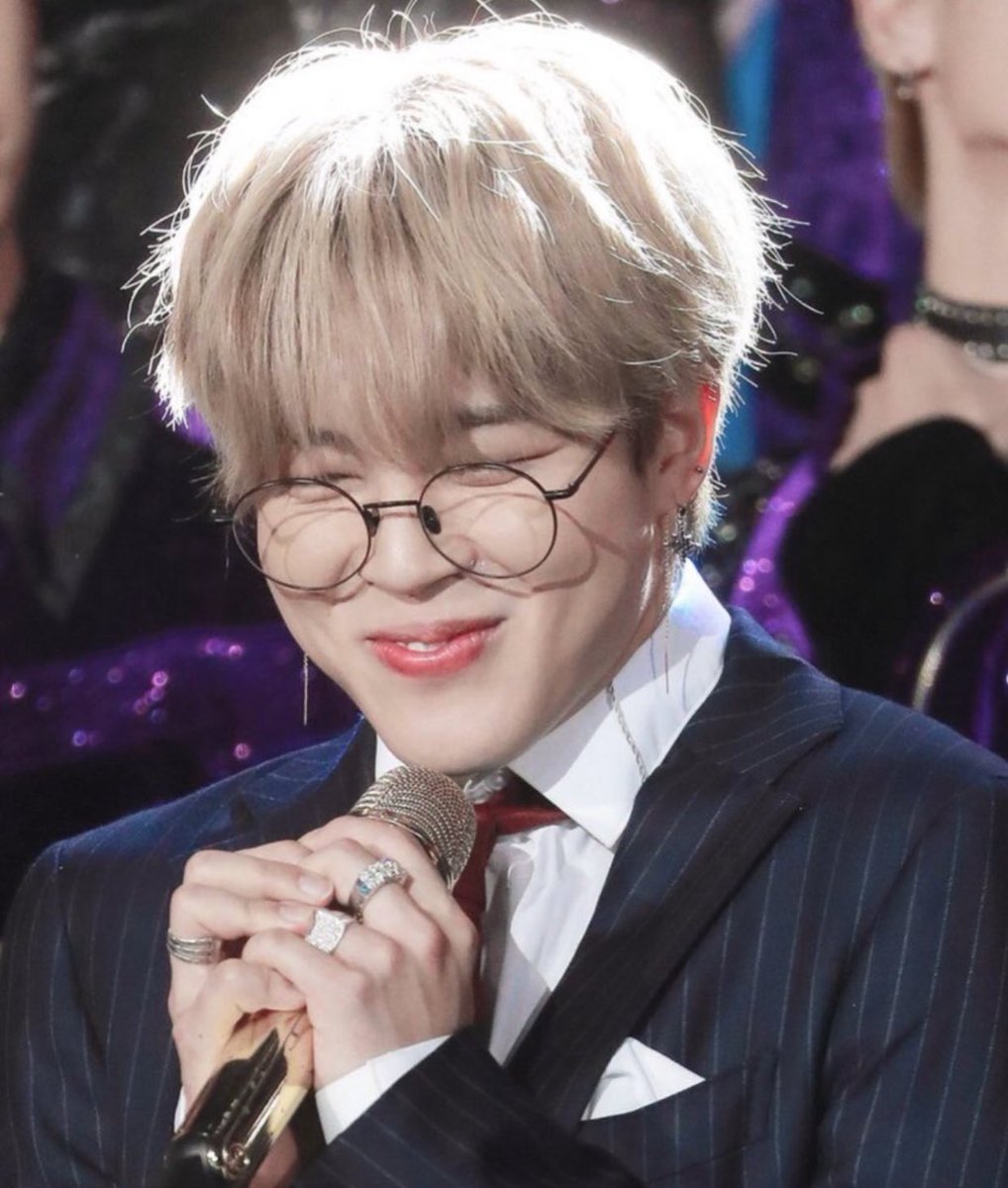 Jimin bring the softest baby, a thread.