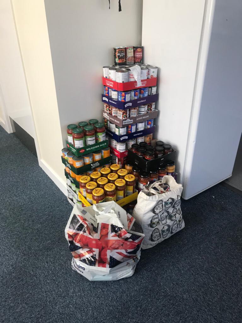 PeteJamiesonDWP's tweet photo. Really proud of #Wirral Jobcentres who have been working with #Wirral #Partners & #CommunityGroups as part of @WirralCouncil response to provide emergency food hampers to local residents. Our teams are so resilient and always put others first. Thank you #SelflessActsOfKindness https://t.co/Q0ZUqqIWnY