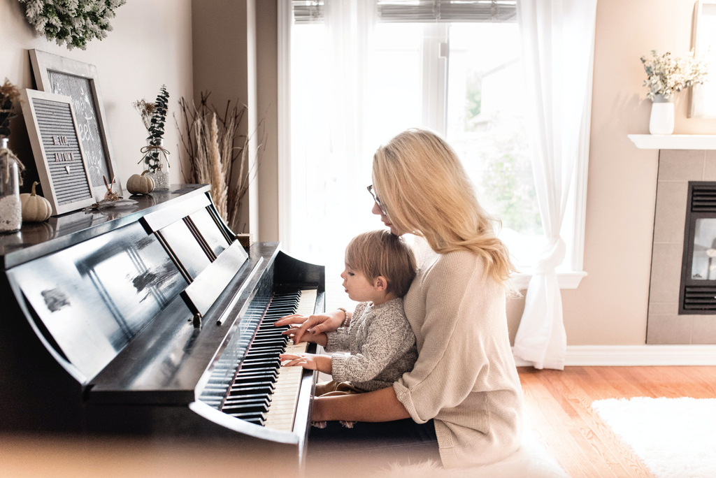 Wishing all the mothers in the world a day full of happiness joy. Happy Mother’s Day!⁣
⁣
For anyone who is struggling with this holiday, know that you're not alone and that you are loved. 🥰⁣