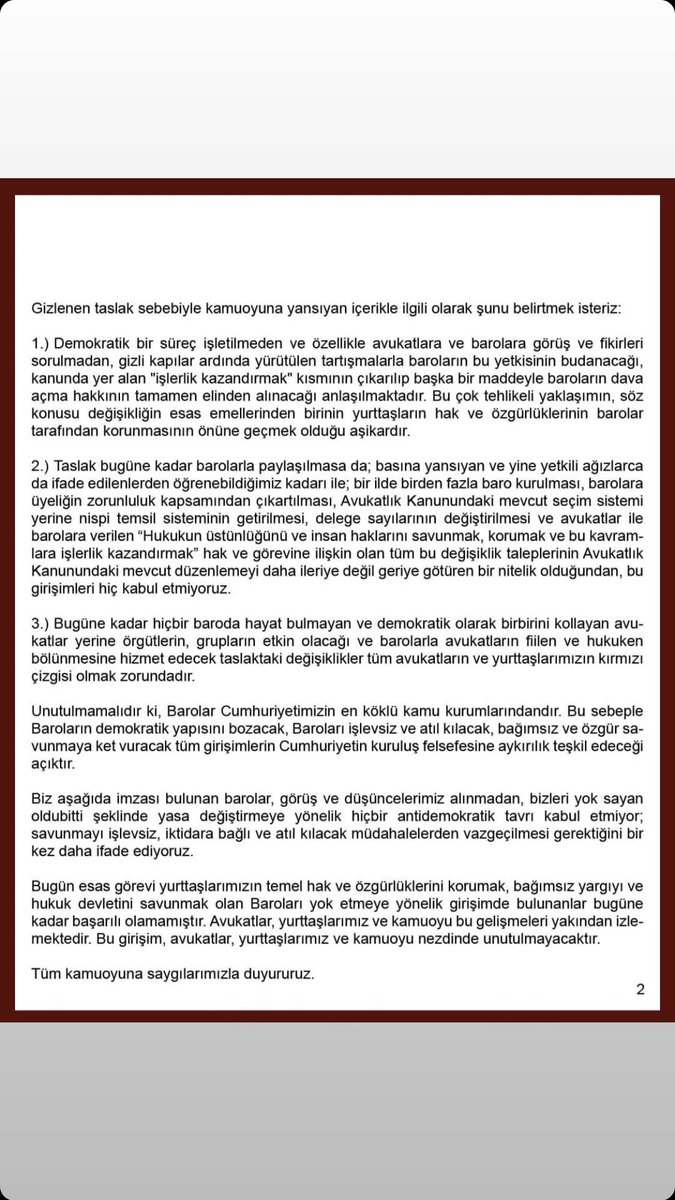MstYkr's tweet photo. Adaleti siyasete kurban etmemek, barolar ve avukatlar hep vardı ve varolacak demek için hep bir ağızdan haykırıyoruz ki; #SavunmaÖzgürlüktür @DENIZLIBARO https://t.co/cCQfTgGphP