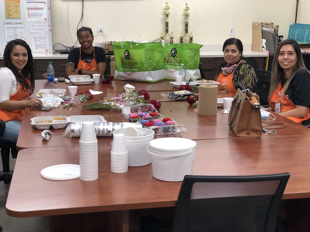 Happy Mother’s Day to all the mothers working today. We appreciate everything you do! Enjoy your day! @steph24thomas  @OPS_6544 <a href="/EsquivelRxe463/">Ruben Esquivel</a>  <a href="/AlfredBrisco6/">Alfred Brisco</a> @RossmeislStacey