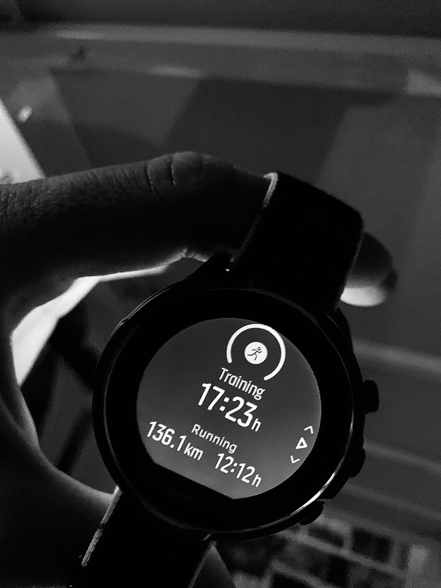 AnzeCesen's tweet photo. My Week! - Suunto 9 Baro Titanium ๐๐ป๐โ๏ธ @suunto #Suunto9BaroTitanium #TestedForAdventure @SalomonSports @SalomonRunning @run_renewables @urarnalecnik #TimeToPlay https://t.co/dBtssV2og8