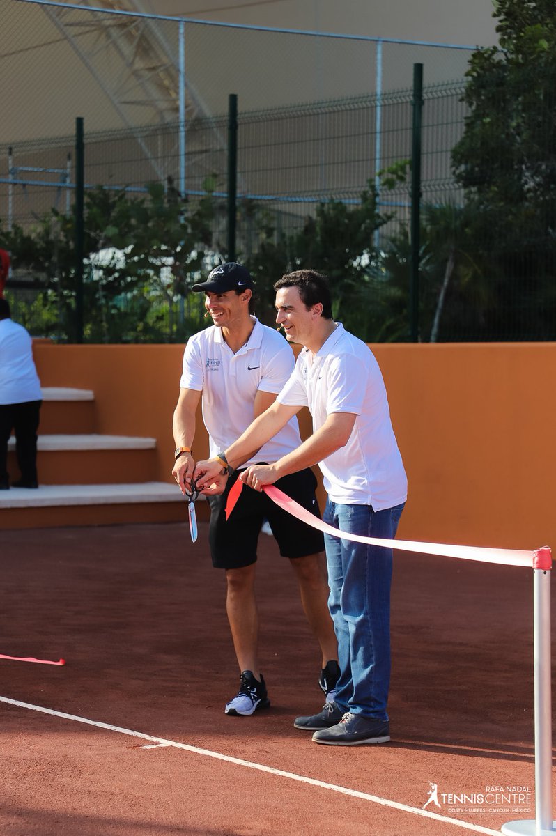 Rafa flies to Mexico where he inaugurates the Rafa Nadal Tennis Center.