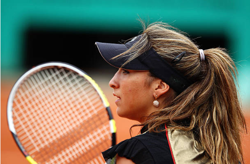 TheMagician5GS's tweet photo. Ganó el @MutuaMadridOpen hace una década.

Aravane Rezaï esconde una historia desgarradora. Pero, por fin, es una persona feliz. Es un relato de superación y fuerza que se ha atrevido a contar.

En @PuntoDBreak: "El Camino de Santiago me salvó la vida"
https://t.co/waknahToMW https://t.co/ux9xaFDMAD