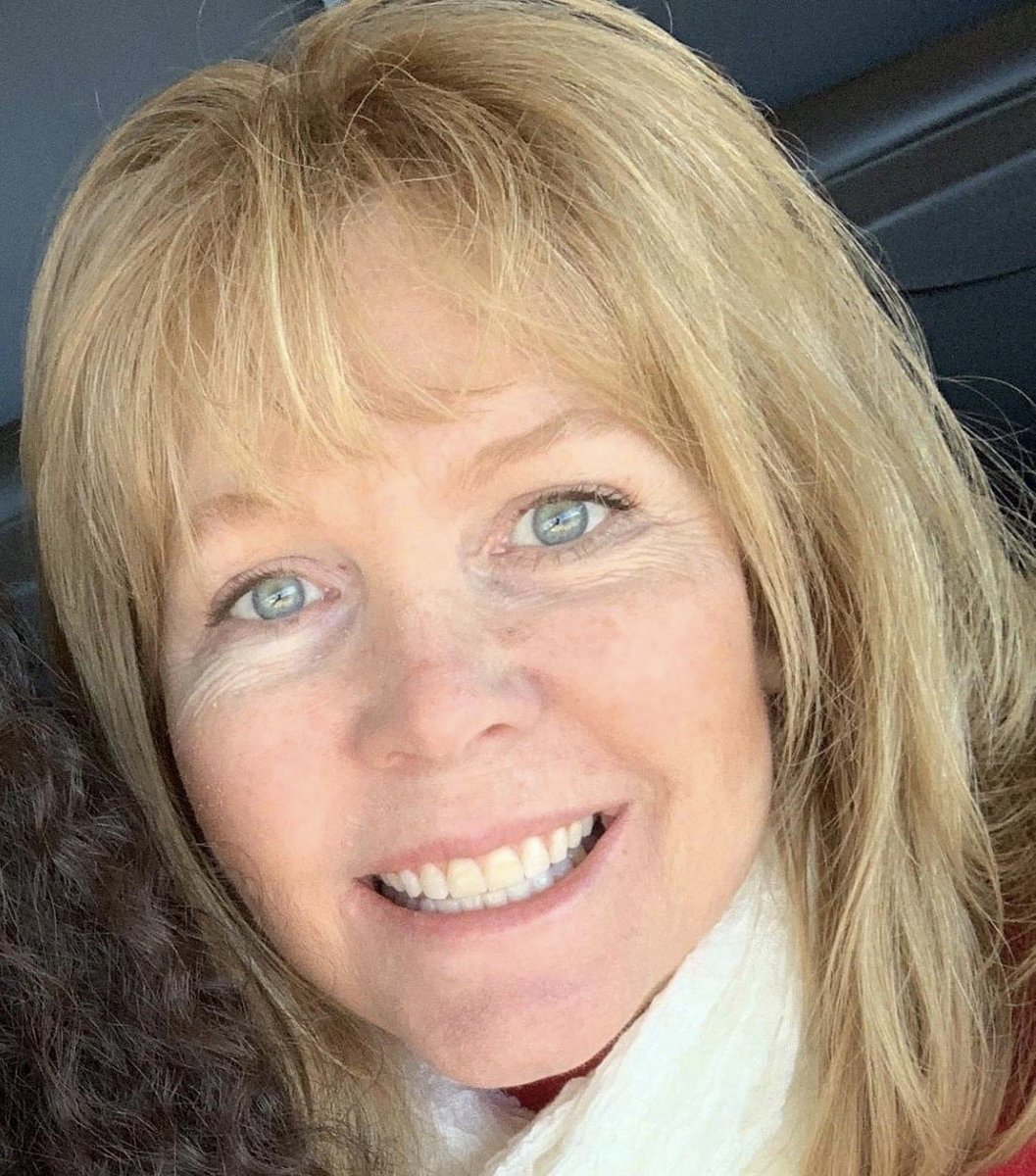 Sending my beautiful wife Gayle love on this Mother’s Day!
Thank you for your unconditional love for our girls and me. Praying that God will bless you today and always.