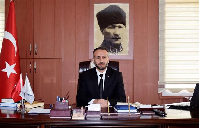 meryemsena51's tweet photo. Niğde için çok kıymetli hocamızı geri istiyoruz
#NigdeMehmetSirriHocamiziİstiyor https://t.co/UnTYz31U4L