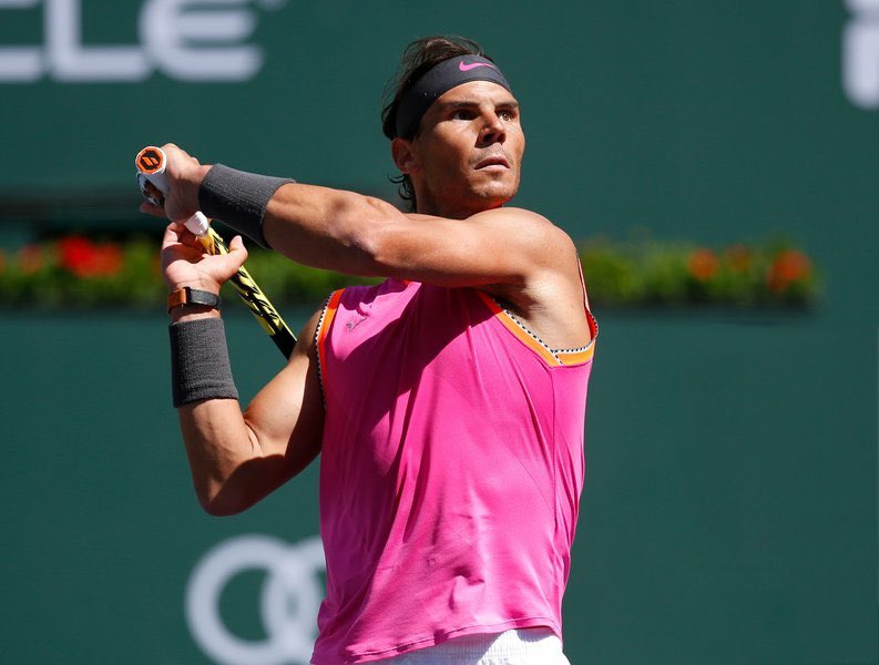 Indian Wells starts. Rafa looks well but in the QF match against Khachanov his knee bothers him. He finishes the match winning it but has to withdraw from the following sf against Roger.R1 Donaldson 6-1/6-1R2 Schwartzman 6-3/6-1R3 Krajinovic 6-3/6-4QF Khachanov 7-6/7-6RET.