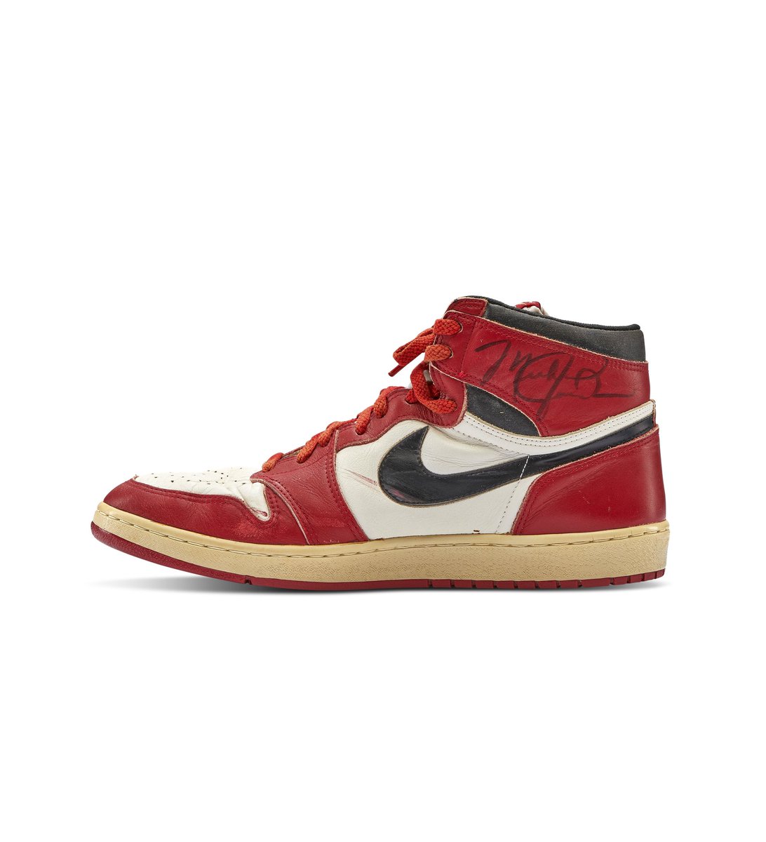 I’ll be talking about these Game-Worn Air Jordan 1s tonight with <a href="/darrenrovell/">Darren Rovell</a> just before ‘The Last Dance’. See you then. I can’t wait!