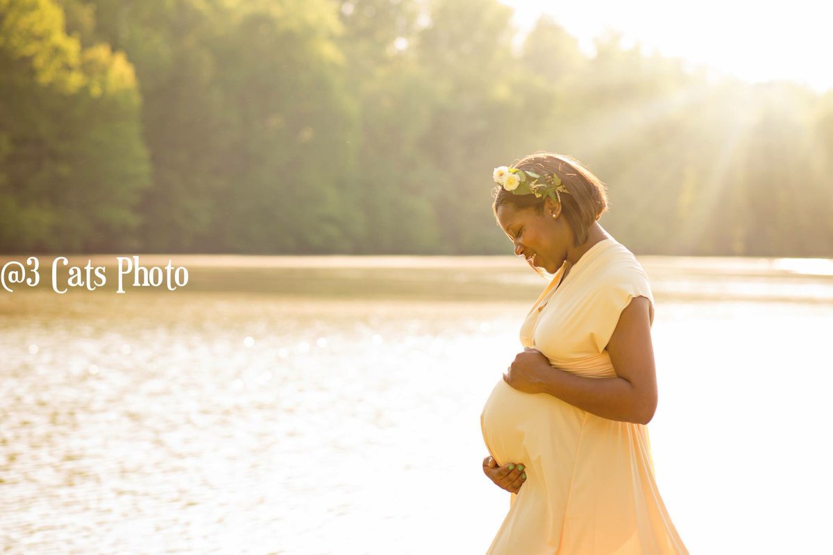 toFREEyourSTYLE's tweet photo. #HappyMothersDay to all the amazing moms out there!

Stay strong and stay safe, my lovelies!

PC: @3catsphoto 

#mothersday2020 #staystrong #staysafe #stayhome #momtobe #supermom #ilovemom #maternity #maternitydress #infinitydress #convertibledress #melaninmommy #yellowdress https://t.co/fhiO0kP2aO