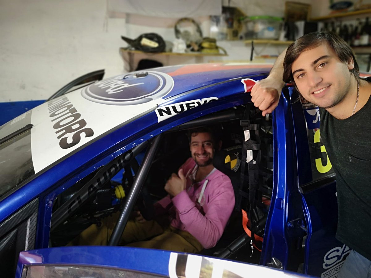 flaviobonavena's tweet photo. Ultimando detalles en Salto en este "silencio de motores" , Nico @NicoCollazoRace y André @andrelafon . La incorporación de Nico - piloto técnico -  al @ACSuperturismo @AUVO2 , fue de las buenas noticias del receso veraniego. Buen equipo para este 2020 de la mano de @Ford_uy . https://t.co/1AGzLvYgQ5