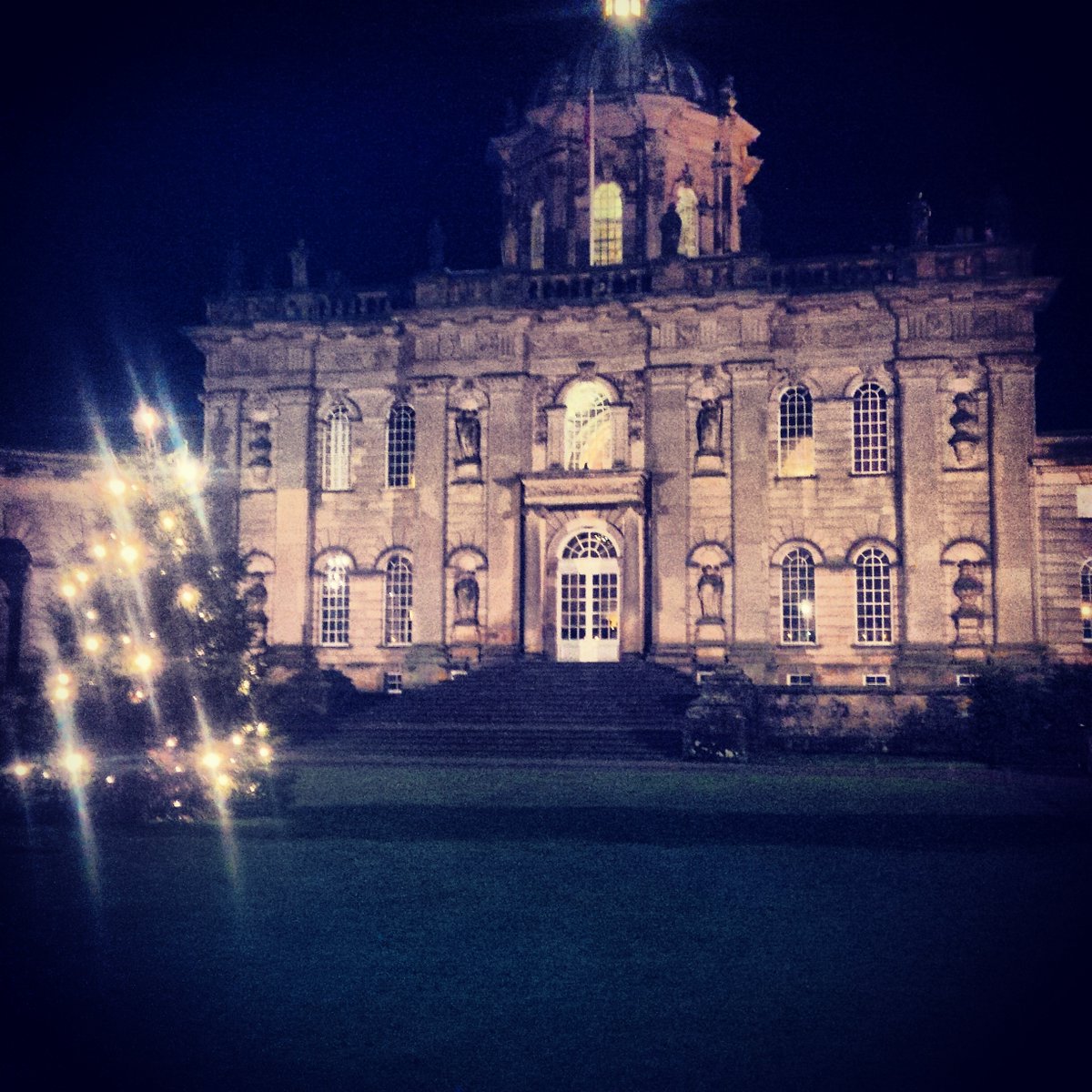 Zest2Rec's tweet photo. @Liam_Ball92 #December2013 #OfficersBall #Christmas2013 #CastleHoward #York π https://t.co/Rt7yI1fzGc