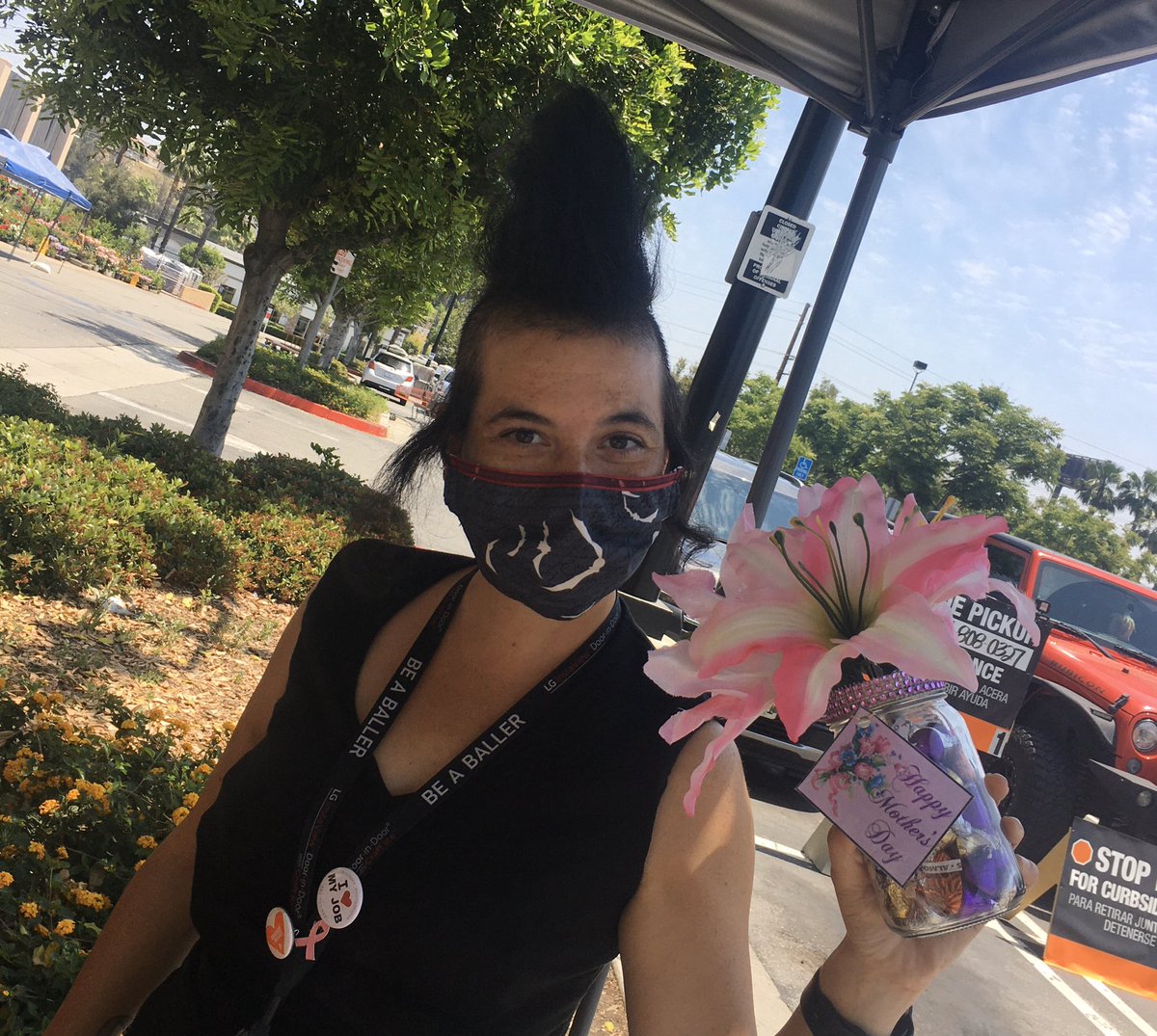 sunshine2407's tweet photo. Happy Mother’s Day to all the moms at Home Depot #6665...especially the ones working today... Hope those of you working enjoyed you candy jar flower bouquet. 
@LisaFerence @THDRussB @colonelpawpaw @_IsaacBecerra @THD66652 @JabarrBean @ClarissaLebron2 https://t.co/5HlgSEcQc7
