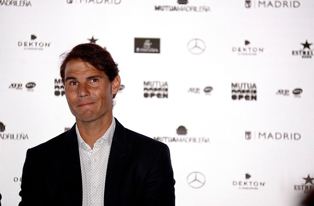 Rafa lands in Madrid with slightly better feelings in May 3rd and attends the presentation of the Mutua Madrid Open at the Prado Museum with Garbiñe Muguruza.