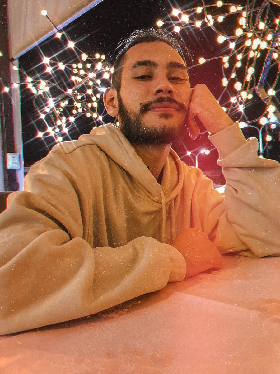 ArthurYolos's tweet photo. Una vez dije, voy a subir fotos mías más seguido a Twitter, desde entonces creo que pasaron muchos meses 😂😂 https://t.co/OgOyzEx3c7