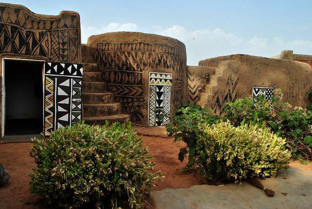 Ccheyz's tweet photo. Let me introduce you to my country, Burkina Faso 🇧🇫. SO culturally wealthy. What a beauty 😍😍😍 https://t.co/ttwjFgCpwT